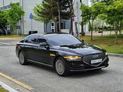 Genesis G90 · 2020 год