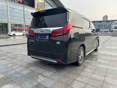 Toyota Alphard 2021, 67000 км, за 519799 CNY - фото 9