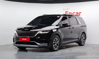 Kia Canival · 2023 год