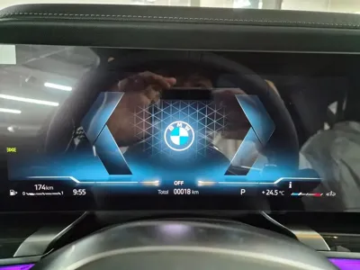 BMW 7-Series 2026, 50 км, за 135080000 KRW - фото 4