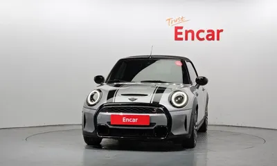 MINI Cooper Convertible 2024, 61990 км, за 27900000 KRW