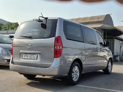 Hyundai Starex 2018, 164870 км, за 9800000 KRW