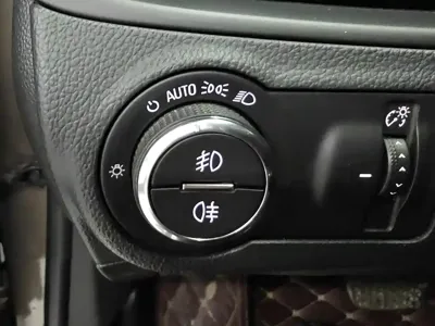 Buick Envision Plus 2015, 118000 км, за 42800 CNY - фото 12