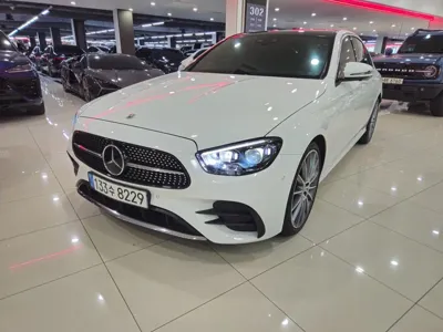 Mercedes-Benz E-Class · 2022 год