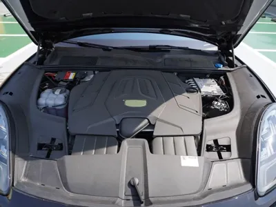 Porsche Cayenne 2022, 32000 км, за 110000000 KRW - фото 6