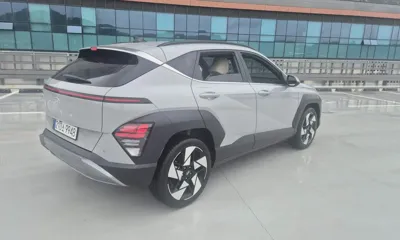 Hyundai Kona 2023, 9800 км, за 27950000 KRW