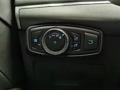 Ford Taurus 2020, 93200 км, за 75800 CNY - фото 21