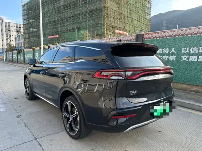 BYD Tang New Energy 2021, 100000 км, за 75900 CNY - фото 9
