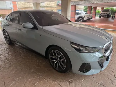 BMW 5-Series 2025, 1200 км, за 41680000 KRW - фото 6