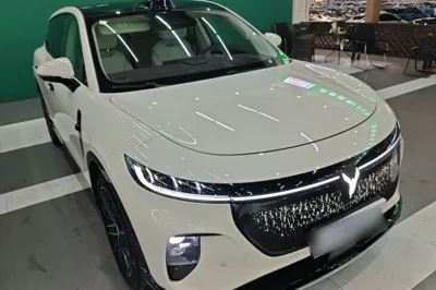 Voyah Courage 2025, 12800 км, за 181835.48 CNY