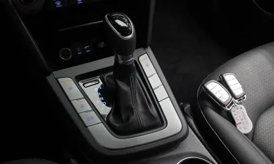 Hyundai Avante 2017, 130690 км, за 8300000 KRW - фото 9
