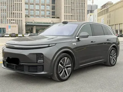 Li Auto Li L7 · 2024 год