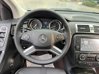Mercedes-Benz R-Class 2017, 131800 км, за 99800 CNY - фото 11