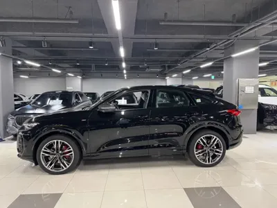 Audi Q5 2025, 20 км, за 87000000 KRW - фото 2
