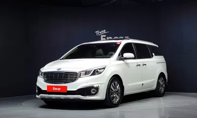 Kia Canival · 2015 год