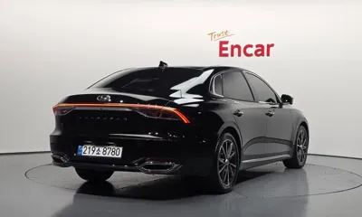 Hyundai Grandeur 2023, 27327 км, за 25000000 KRW