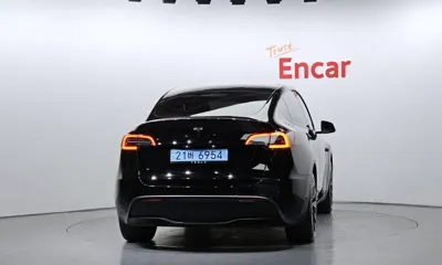 Tesla Model Y 2024, 55339 км, за 40400000 KRW