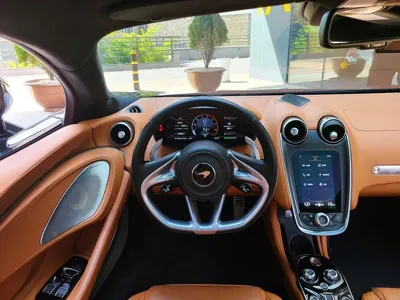 McLaren GT 2022, 13564 км, за 184000000 KRW - фото 8