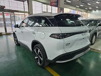 BYD Seal 05 DM-i 2025, 2200 км, за 102800 CNY
