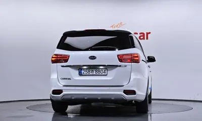 Kia Canival 2019, 134091 км, за 15400000 KRW