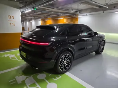 Porsche Cayenne 2025, 10054 км, за 100900000 KRW - фото 6
