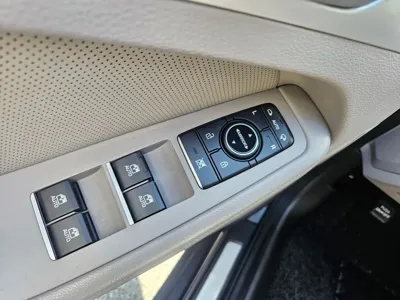 Hyundai Genesis 2015, 135190 км, за 10800000 KRW - фото 10