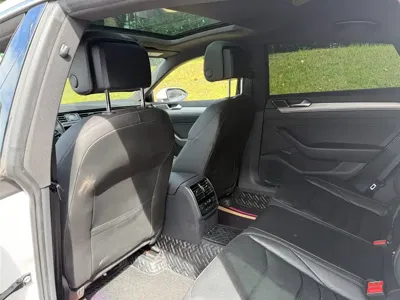Volkswagen CC 2019, 70000 км, за 93800 CNY - фото 9