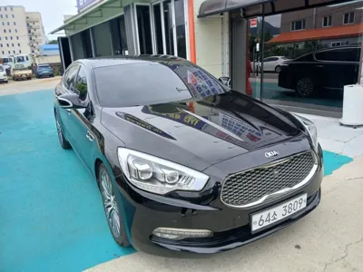 Kia K9 · 2016 год