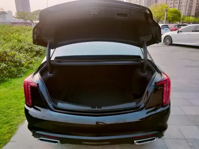 Cadillac CT5 2020, 76000 км, за 103800 CNY - фото 8