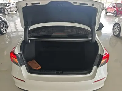 Honda Civic 2022, 39200 км, за 73400 CNY - фото 19