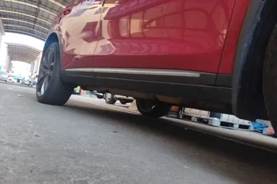 BYD Tang New Energy 2018, 95600 км, за 69959.94 CNY - фото 26