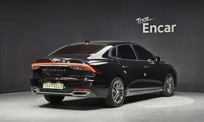 Hyundai Grandeur 2023, 109997 км, за 17990000 KRW
