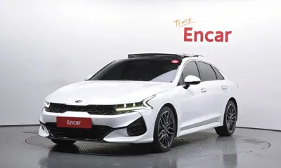 Kia K5 · 2021 год