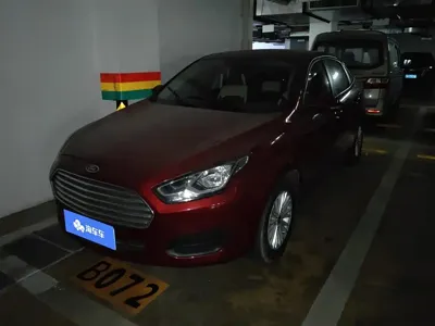 Ford Escort · 2017 год
