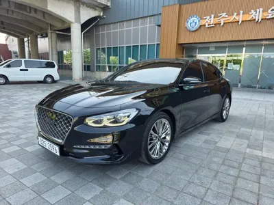 Hyundai Grandeur · 2018 год