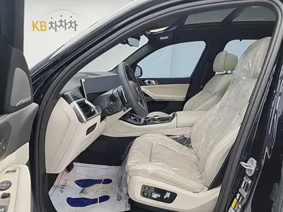 BMW X5 2025, 10305 км, за 112000000 KRW - фото 8