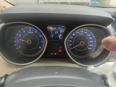 Hyundai Elantra Langdong 2012, 81100 км, за 15900 CNY - фото 14