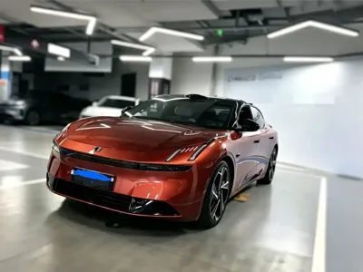 Lynk & Co Z10 · 2024 год
