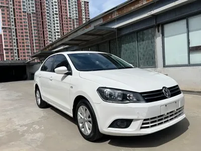 Volkswagen Jetta 2013, 120000 км, за 15800 CNY