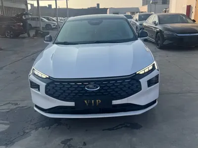 Ford Mondeo 2022, 28600 км, за 88800 CNY