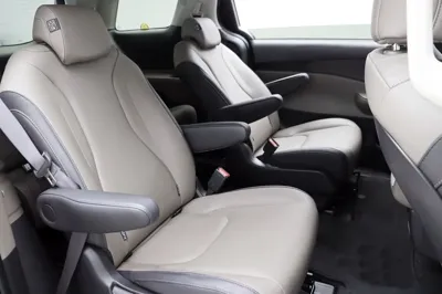 Kia Canival 2025, 18268 км, за 39200000 KRW - фото 9