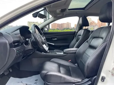 Nissan Sylphy 2019, 90000 км, за 46800 CNY - фото 8