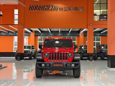Jeep Wrangler 2022, 22000 км, за 298000 CNY