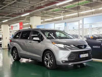 Toyota Sienna 2025, 2503 км, за 62500000 KRW