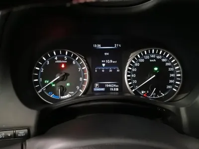 Infiniti Q50 2018, 194614 км, за 10300000 KRW - фото 10