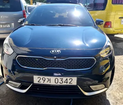 Kia Niro · 2017 год