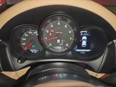 Porsche Macan 2014, 68300 км, за 114260.27 CNY - фото 12