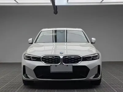 BMW 3 Series 2024, 10000 км, за 152600 CNY