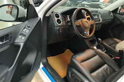 Volkswagen Tiguan 2016, 47600 км, за 82560.61 CNY - фото 18