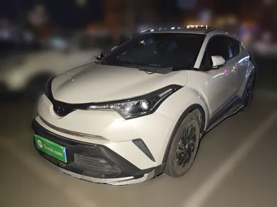Toyota Izoa 2020, 14600 км, за 70756.72 CNY - фото 1